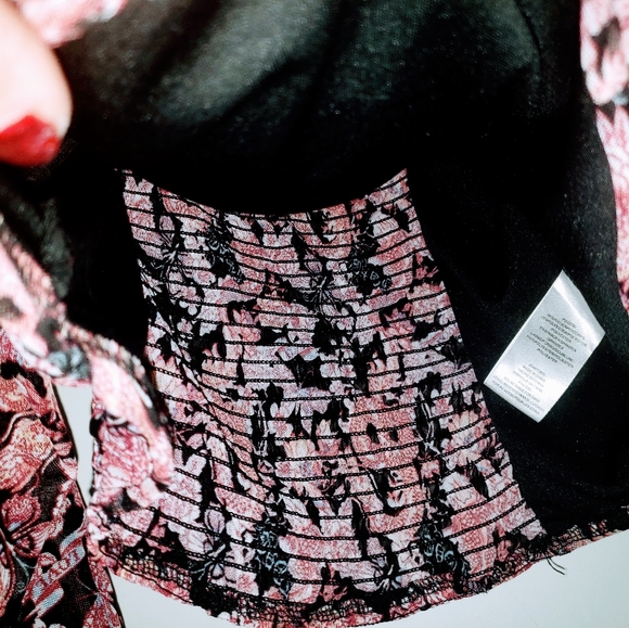 ALMOST FAMOUS L/S CROP TOP SZ L - Picture 9 of 10